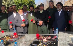شروع دهه مبارک فجر در شهرستان چرام و تجدید میثاق با شهدا